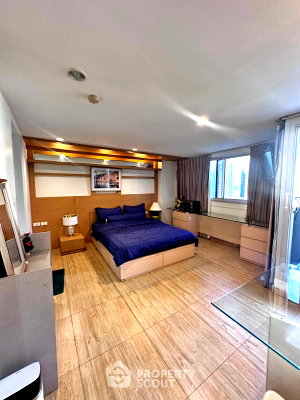 Condos for rent : 1-BR Condo at First Tower Condominium near BTS Phloen Chit (ID 2845536)