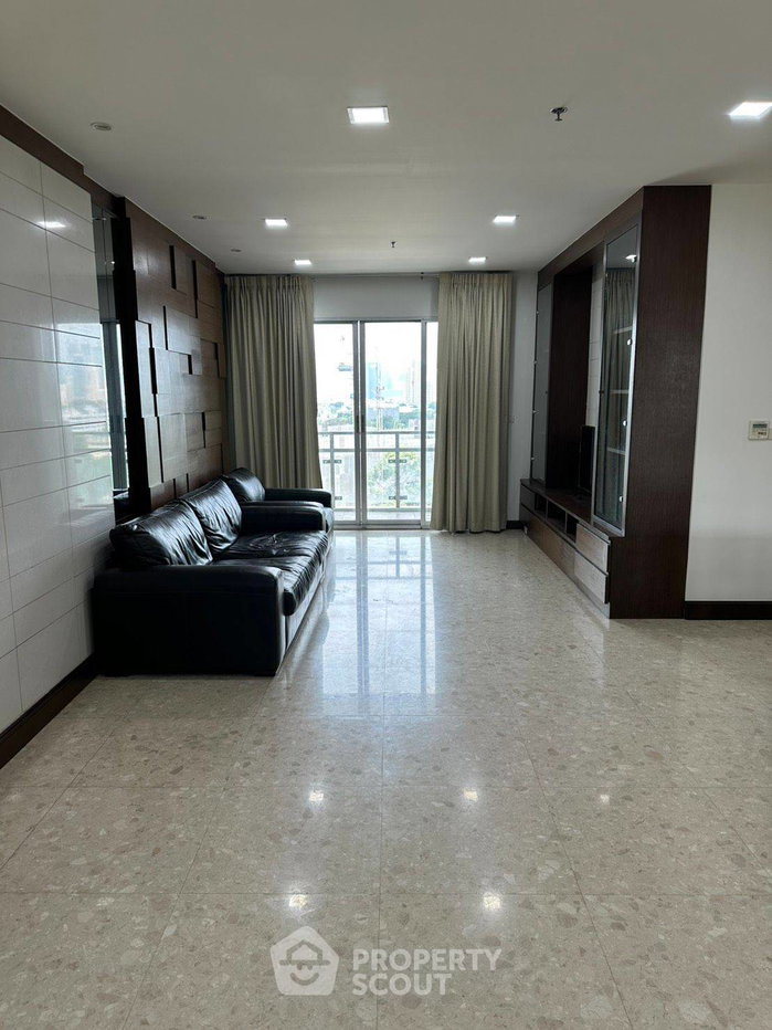 รูป คอนโด 3-ห้องนอน ที่ ณุศาศิริ แกรนด์ คอนโดมิเนียม ใกล้ BTS เอกมัย (ID 2875299) - รูปที่ 3/10
