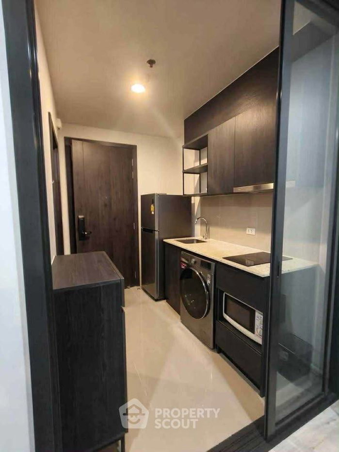 picture 1-BR Condo at XT Huaikhwang near MRT Huai Khwang (ID 2372226) - 8/11