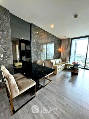 Condos for rent : Attractive Price 2-BR Condo, The Room Sukhumvit 69, 100m to BTS Phra Khanong (ID 2922132)