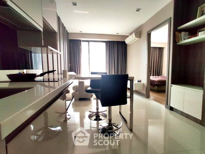 Condos for sale Khlong Toei Market : 1-BR Condo at Trapezo Sukhumvit 16 near MRT Queen Sirikit National Convention Centre (ID 1513264)