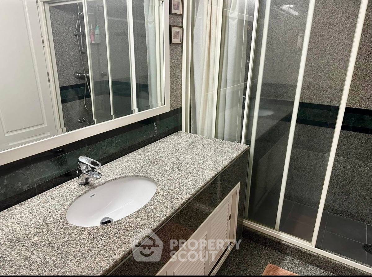 รูป คอนโด 3-ห้องนอน ที่ บ้านเพลินจิต คอนโดมิเนียม ใกล้ BTS นานา (ID 1953591) - รูปที่ 11/11