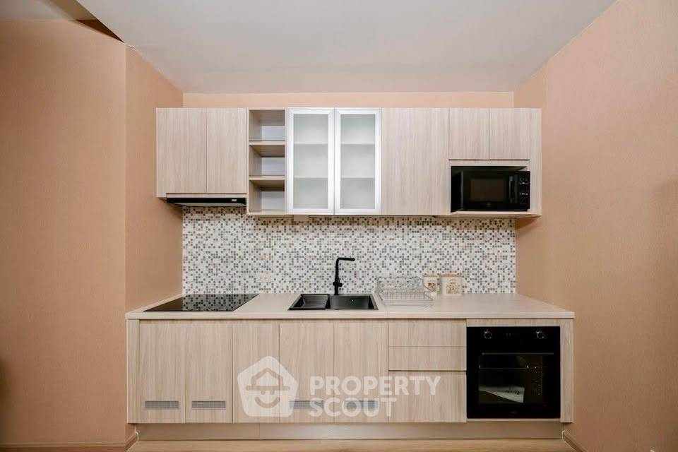 picture 1-BR Condo at Noble Ploenchit near BTS Phloen Chit (ID 2937026) - 5/13