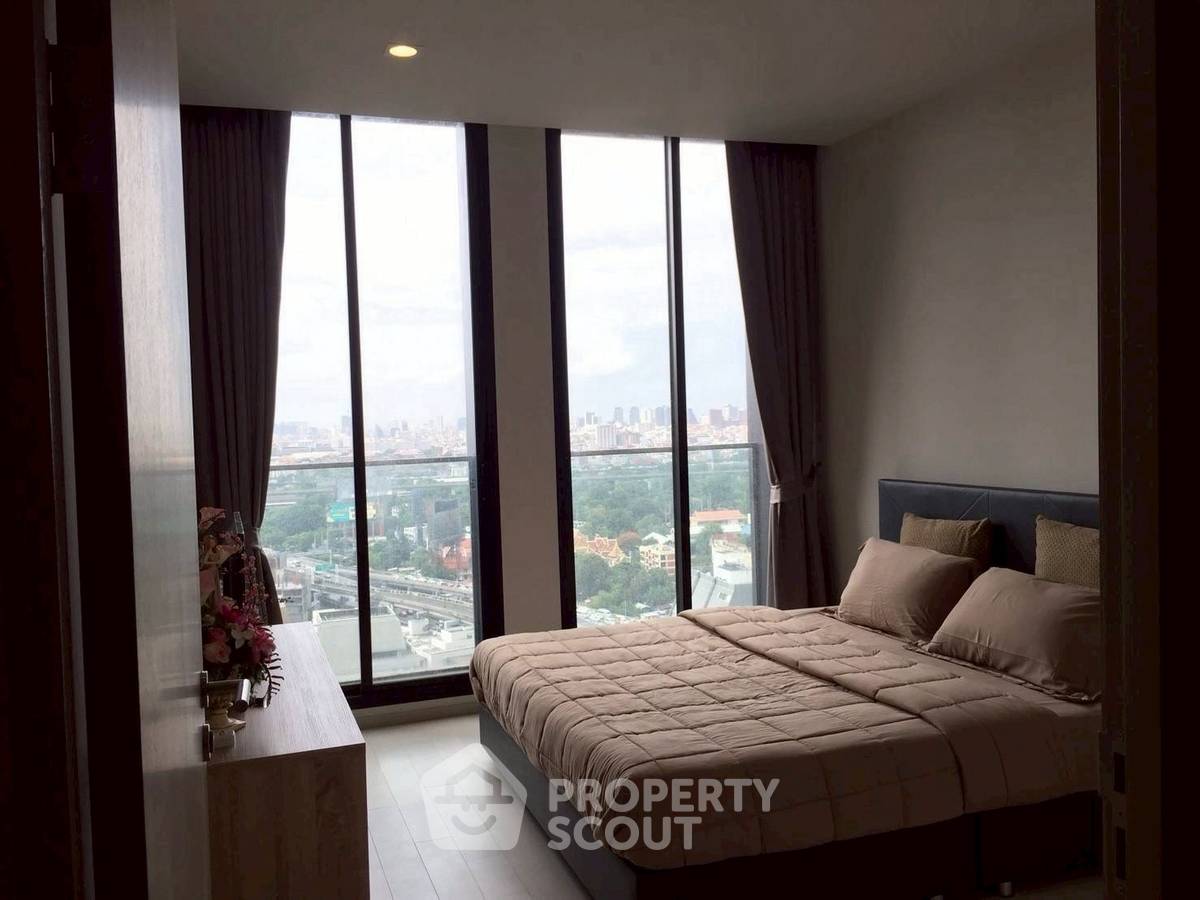 picture 2-BR Condo at Noble Ploenchit near BTS Phloen Chit (ID 2507032) - 2/8