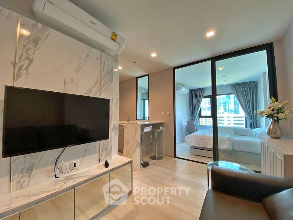 picture 1-BR Condo at Life One Wireless near BTS Phloen Chit (ID 2698299) - 1/5