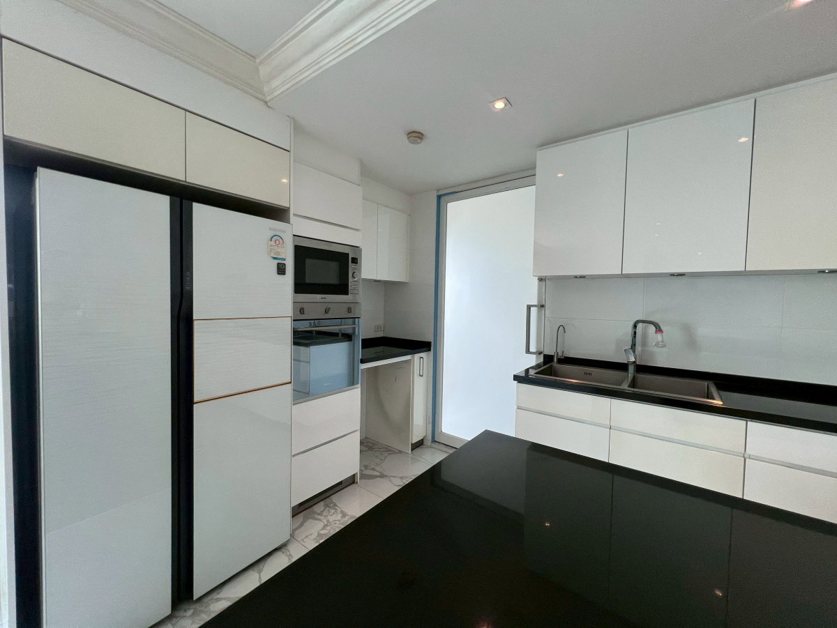 picture 3Bed Unit at Wattana Height near Terminal 21 - 7/30
