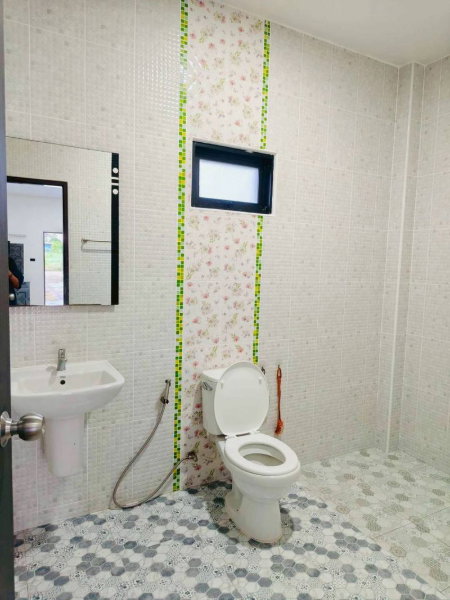 รูป บ้านเดี่ยวพื้นที่กว้าง ทำเลศักยภาพ โรงโป๊ะ บางละมุง เดินทางสะดวก  - รูปที่ 8/16