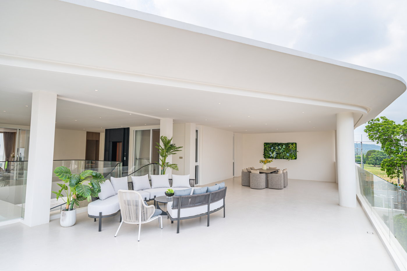 รูป Luxury Golf Course Pool Villa for Sale Huay Yai East Pattaya - รูปที่ 26/27