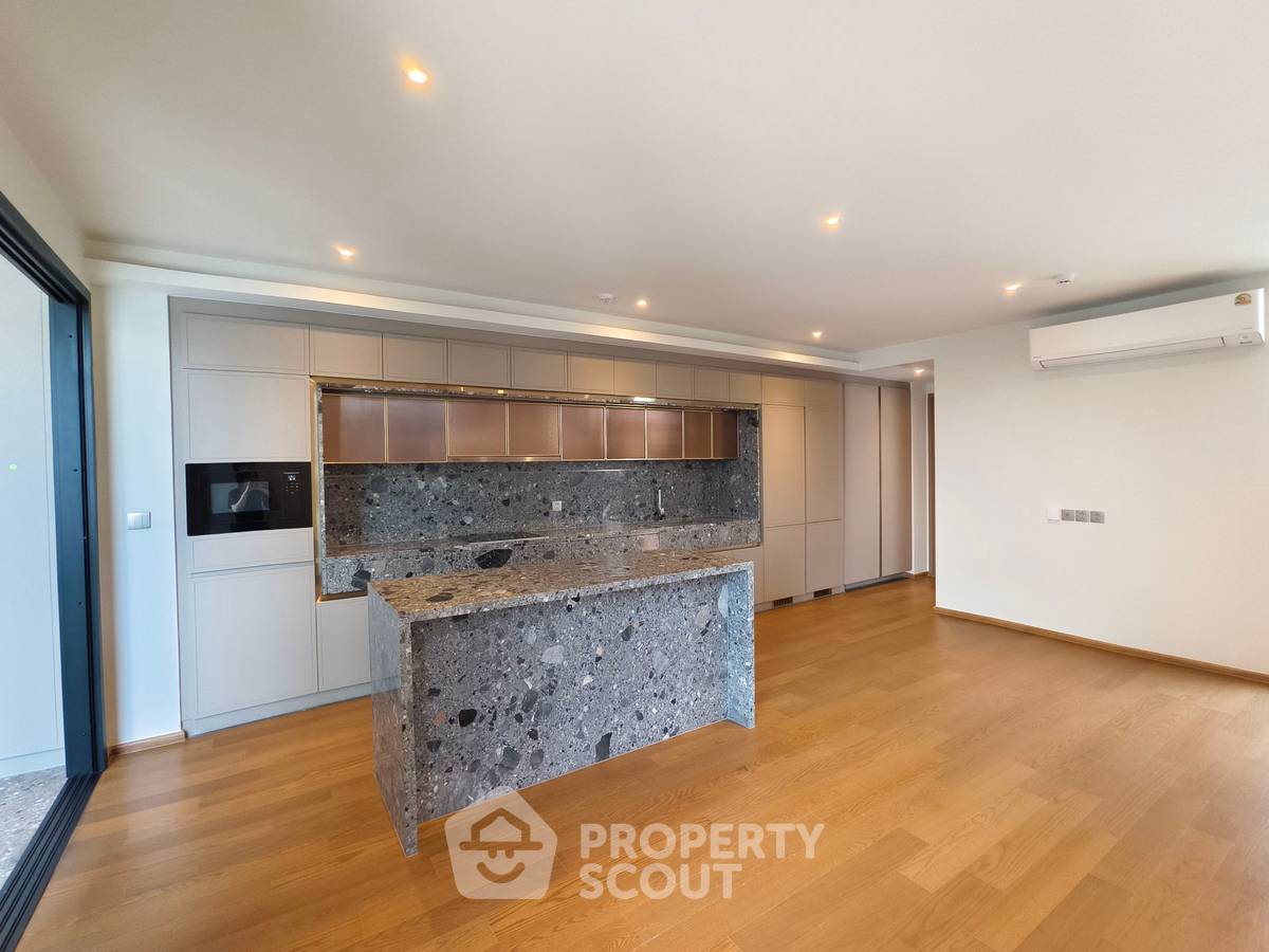 picture 2-BR Condo at Via 34 near BTS Thong Lor (ID 2836884) - 4/21