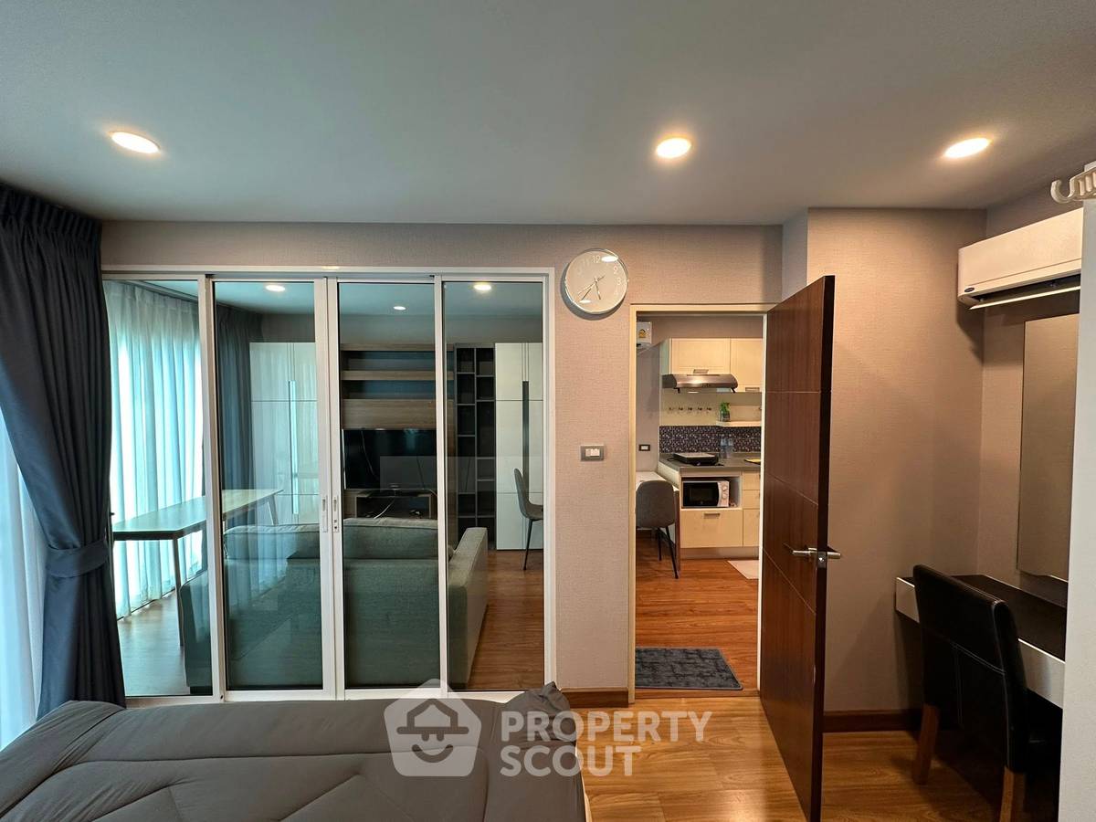 รูป คอนโด 1-ห้องนอน ที่ ทัวร์มาลีน (โกลด์) สาทร-ตากสิน ใกล้ BTS กรุงธนบุรี (ID 2211137) - รูปที่ 5/12