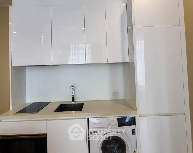 รูป คอนโด 1-ห้องนอน ที่ โนเบิล บีอี ไนน์ทีน สุขุมวิท ใกล้ BTS นานา (ID 2897691) - รูปที่ 2/12