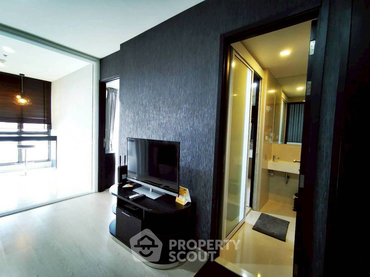 รูป คอนโด 1-ห้องนอน ที่ ริทึ่ม สุขุมวิท 44/1 ใกล้ BTS พระโขนง (ID 2305408) - รูปที่ 3/7