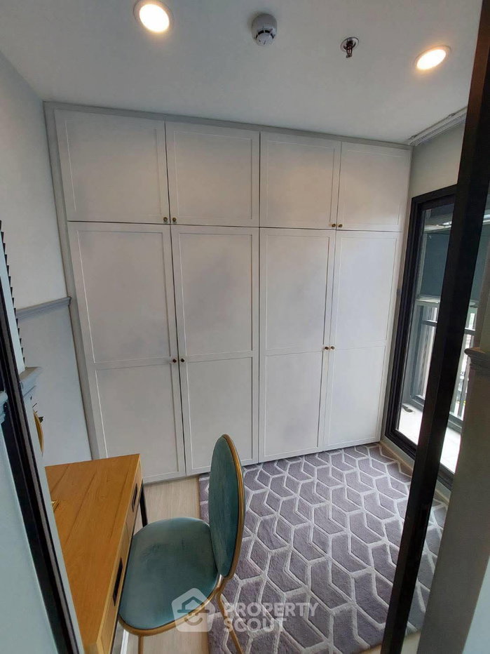 picture 1-BR Condo at Life Asoke near ARL Makkasan (ID 2366490) - 2/5