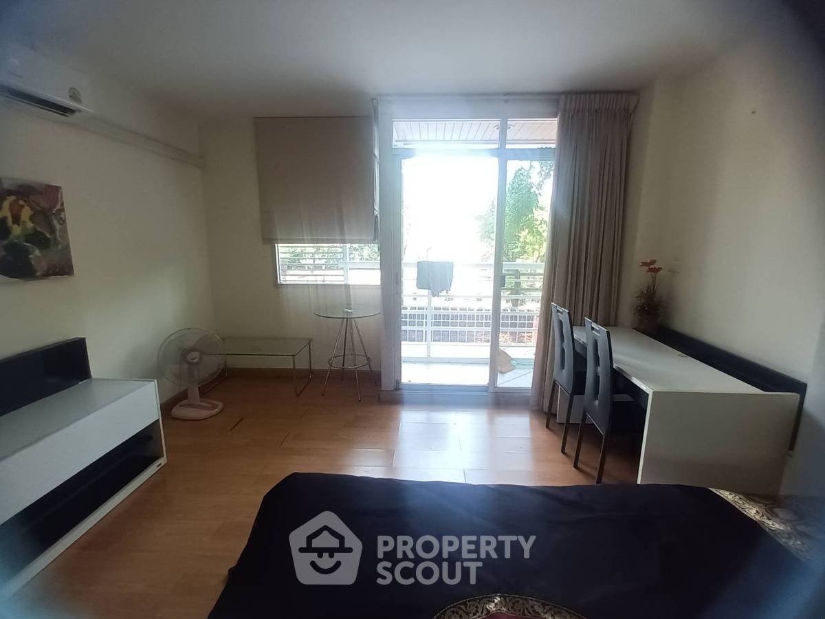 picture Studio Condo at The Link Sukhumvit 50 near BTS On Nut (ID 2952621) - 6/17