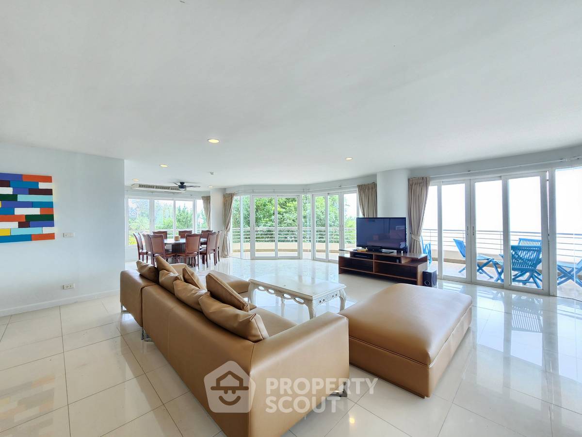 รูป คอนโด 4-ห้องนอน ที่ บ้านหรรษาคอนโด ใกล้ หาดชะอำ (ID 1883541) - รูปที่ 32/32