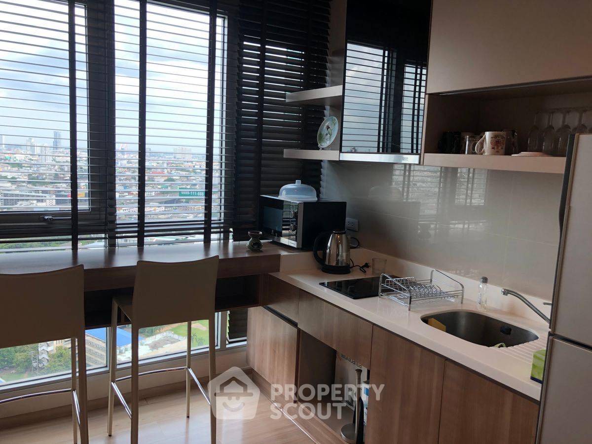 รูป คอนโด 1-ห้องนอน ที่ ริธึ่ม สาทร ใกล้ BTS สะพานตากสิน (ID 2225315) - รูปที่ 6/15