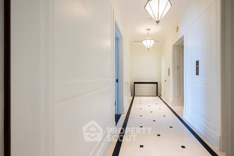 picture 3-BR Condo at 98 Wireless near BTS Phloen Chit (ID 2722483) - 26/28