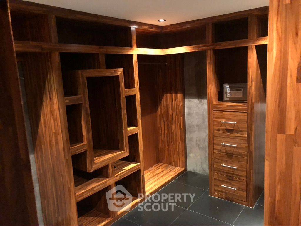 รูป คอนโด 2 ห้องนอน 150 ตร.ม. ขาย, ป่าตอง เฮาร์เบอร์ วิว, ภูเก็ต (ID 1285586) - รูปที่ 8/11