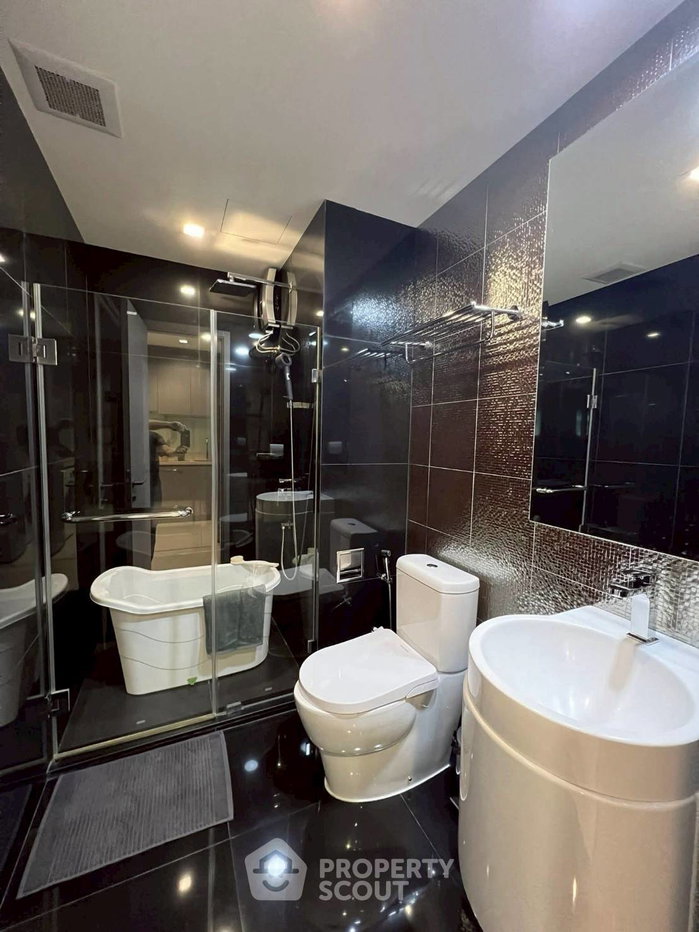 picture 2-BR Condo at Rhythm Sukhumvit 36-38 near BTS Thong Lor (ID 2798017) - 10/15