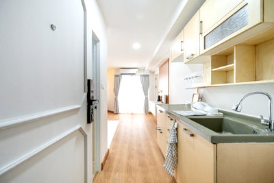 Condos for sale Bangkok : Condo Near BTS Sena Nikhom & Ratchayothin | Waterford Royal Suites