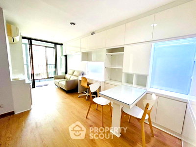 ขายคอนโด : ใกล้ BTS วงเวียนใหญ่ 100 ม. | 2 ห้องนอน Ideo Blucove Sathorn ขาย (ID 1940292)