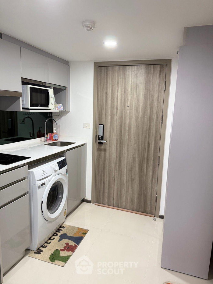 picture 1-BR Condo For Sale Knightsbridge Space Ratchayothin, Near BTS Ratchayothin (ID 2959656) - 12/14