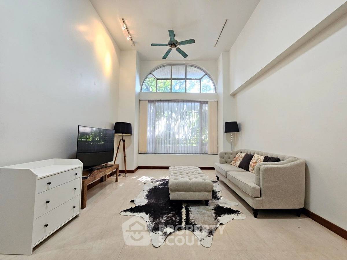 รูป คอนโด 1-ห้องนอน ที่ ออลซีซั่น แมนชั่น คอนโดมิเนียม ใกล้ BTS เพลินจิต (ID 2603239) - รูปที่ 1/11