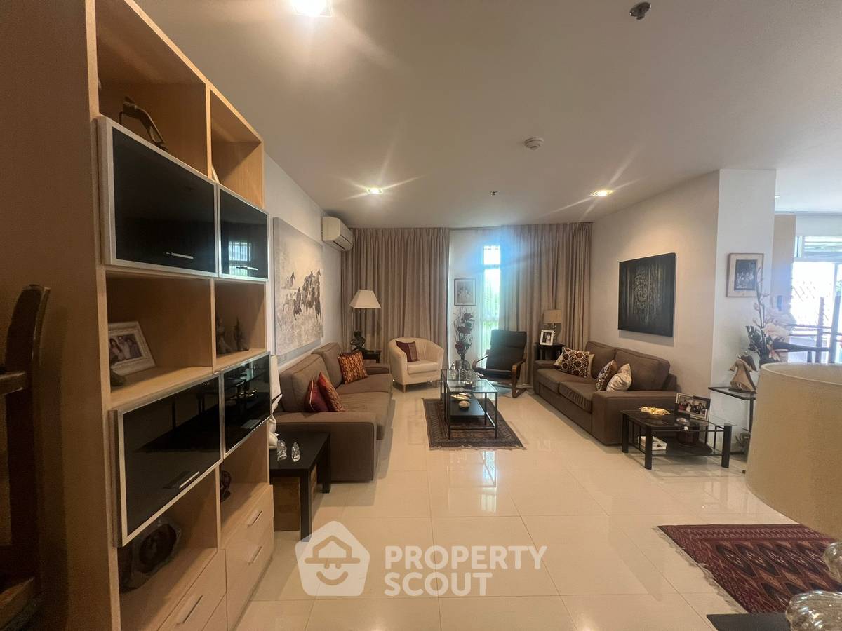 รูป คอนโด 3-ห้องนอน ที่ สุขุมวิท ซิตี้ รีสอร์ท คอนโดมิเนียม ใกล้ BTS นานา (ID 2072613) - รูปที่ 4/16