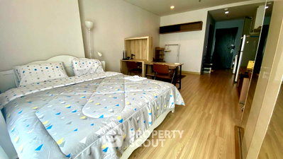 คอนโดให้เช่า : คอนโด 1 ห้องนอน ชั้น 22 ขนาด 37 ตร.ม. Sky Walk Residences ใกล้ BTS พระโขนง 200 ม. (ID 2594907)