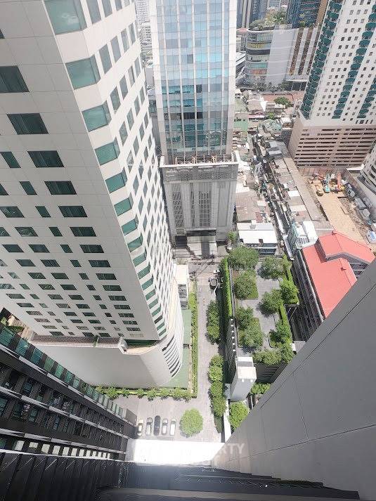 รูป คอนโด 1-ห้องนอน ที่ ดิ เอดจ์ สุขุมวิท 23 ใกล้ MRT สุขุมวิท (ID 2738419) - รูปที่ 8/8