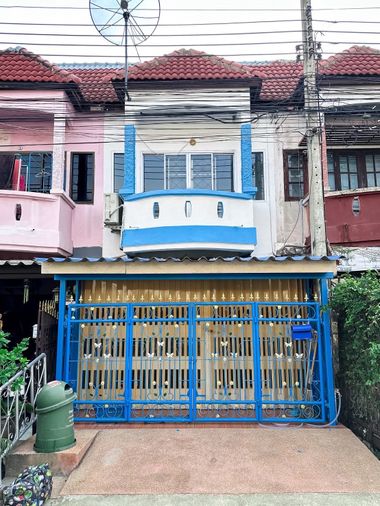 ขายทาวน์โฮม 3 ห้องนอน 16 ตร.ว. หมู่บ้านจินดาทาวน์