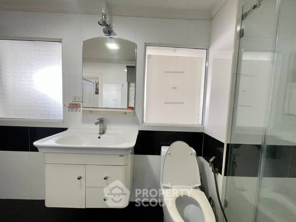 picture 2-BR Condo at Petch 9 Tower near BTS Ratchathewi (ID 2856208) - 29/29
