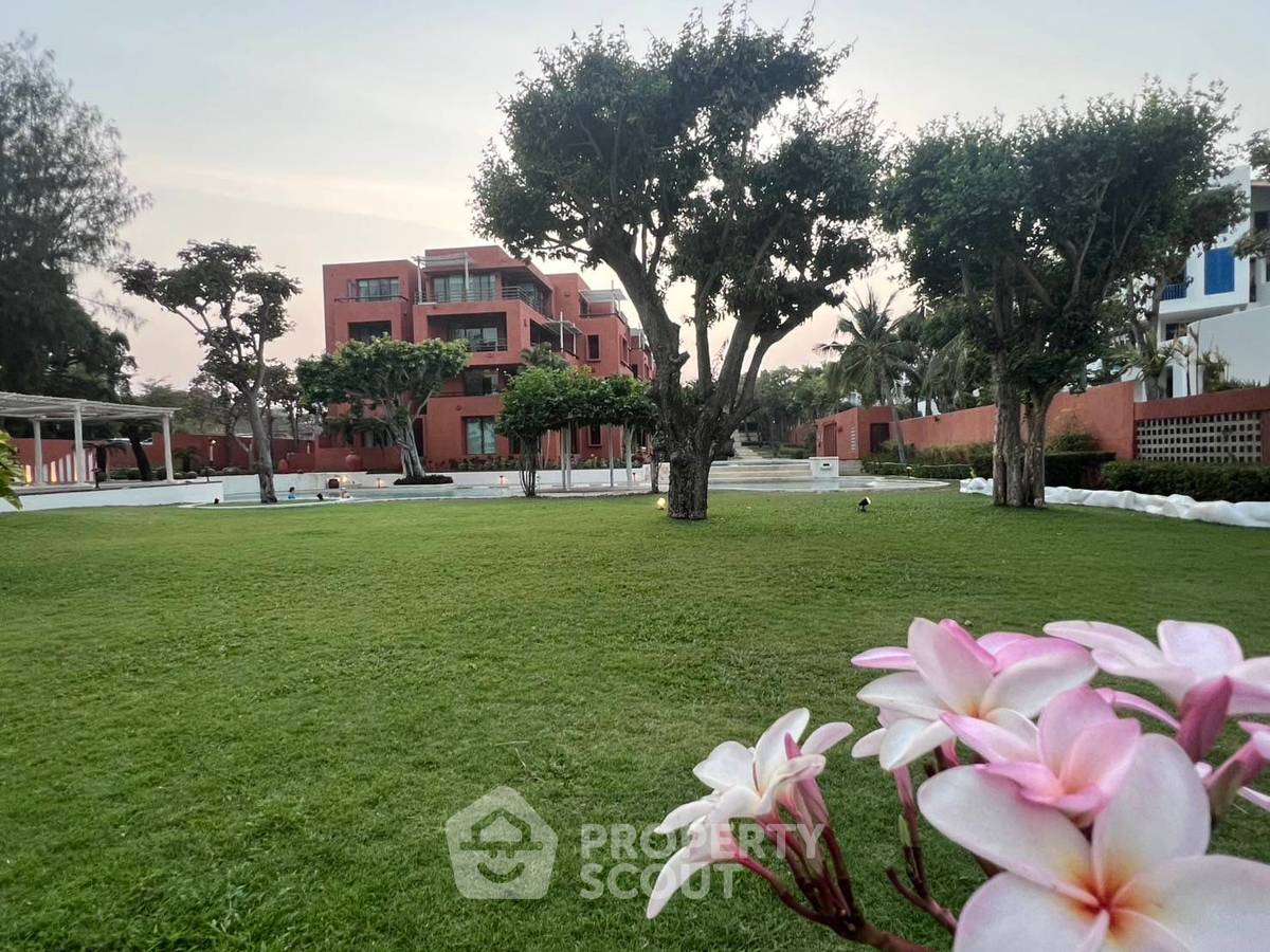 รูป คอนโด 2-ห้องนอน ที่ ลาส ตอร์ตูกัส ใกล้ เมมโมรี่ เฮาส์ คาเฟ่ หัวหิน (ID 2083159) - รูปที่ 25/30