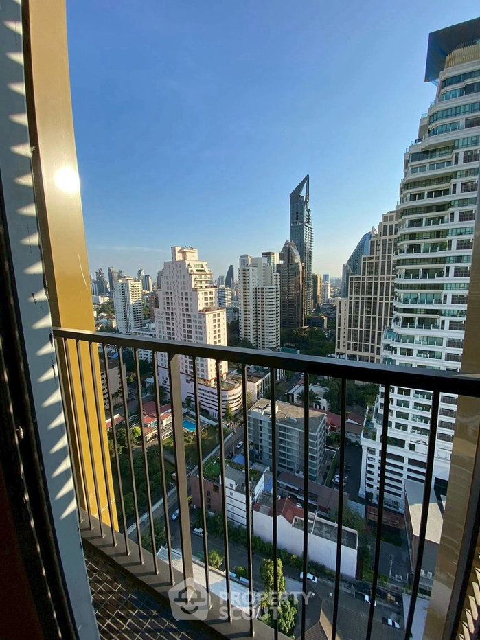 รูป คอนโด 1-ห้องนอน ที่ โนเบิล สเตท 39 ใกล้ BTS พร้อมพงษ์ (ID 2559070) - รูปที่ 9/10