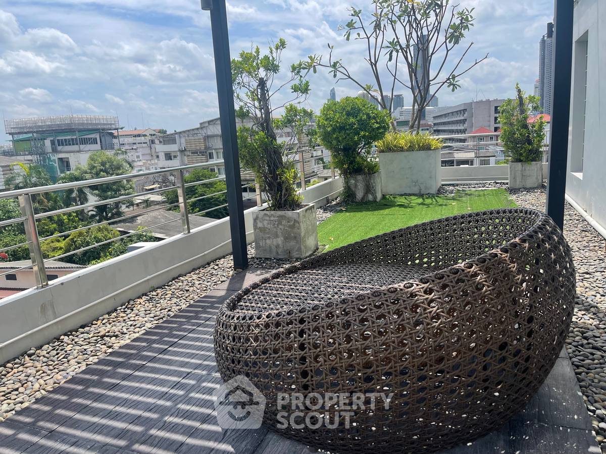 รูป คอนโด 1-ห้องนอน ที่ ฟลอเลส สาทร เรสซิเด้นซ์ ใกล้ BTS สุรศักดิ์ (ID 1292874) - รูปที่ 10/10