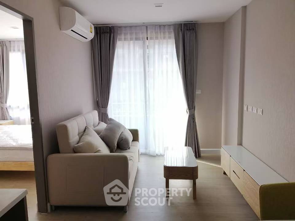 picture 1-BR Condo at Metro Luxe Ratchada near MRT Huai Khwang (ID 1953797) - 10/10