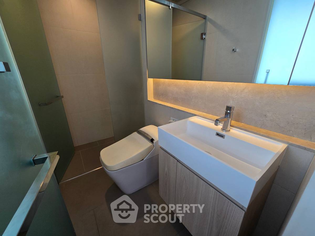 picture 2-BR Condo at The Lumpini 24 near BTS Phrom Phong (ID 2742176) - 9/23