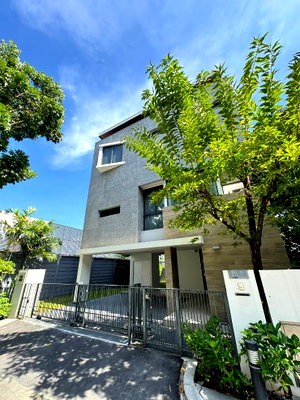 บ้านเดี่ยวให้เช่า : 📣📣 ให้เช่า Parc Priva Rama 9 บ้านเดี่ยวหรู 3 ชั้น 4 ห้องนอน ใกล้ MRT ศูนย์วัฒนธรรม