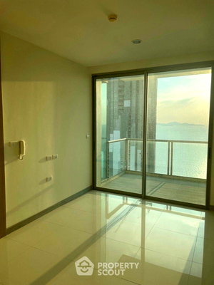 Condos for sale : 1-BR 46 Sqm, 39th-Floor At The Riviera Wongamat Near Pattaya (ID 1340072)