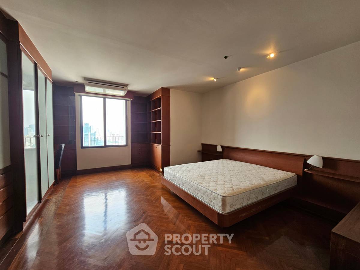 picture 1-BR Condo at Icon 3 Condominium close to Thong Lo (ID 2723178) - 2/6