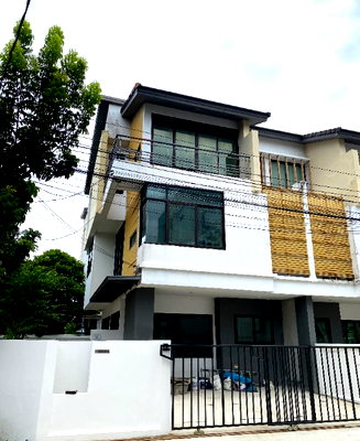 Twin houses for rent บิ๊กซี บางใหญ่ : ✨ For Rent: 3-Story Corner Twin House in Veridian Ratchaphruek Project, 5 Bedrooms, 4 Bathrooms, 40 sq.wa, 29,000 THB/month 🏡💖
