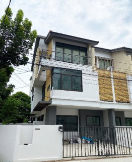 รูปภาพ ✨ For Rent: 3-Story Corner Twin House in Veridian Ratchaphruek Project, 5 Bedrooms, 4 Bathrooms, 40 sq.wa, 29,000 THB/month 🏡💖