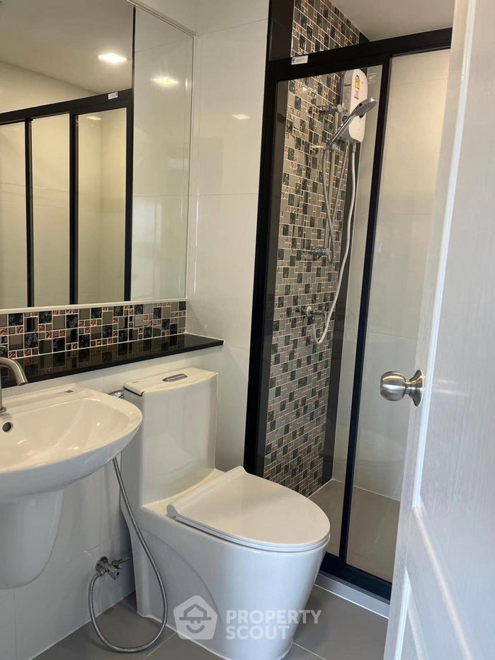 picture 1-BR Condo at The One Plus @ HuaMark 20 close to Ramkhamhaeng (ID 1913597) - 9/19