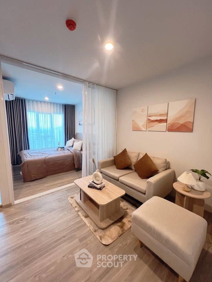 รูป คอนโด 1 ห้องนอน ชั้น 28 ที่ Regent Home Bangna ใกล้ BTS บางนา (ID 2417867) - รูปที่ 1/6