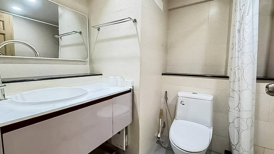 picture Metro Jomtien Condotel Studio Condo for Sale Sea View - 4/6