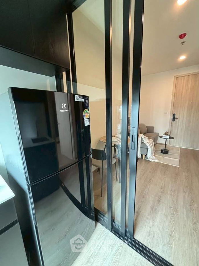 picture 1-BR Condo at Nue District R9 near MRT Phra Ram 9 (ID 2675491) - 5/12