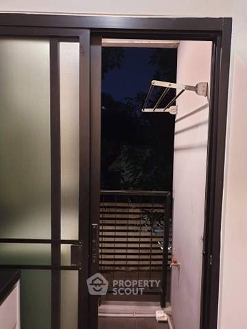 รูป คอนโด 1-ห้องนอน ที่ ซีนิธ เพลส สุขุมวิท 42 คอนโดมิเนียม ใกล้ BTS เอกมัย (ID 512999) - รูปที่ 4/7