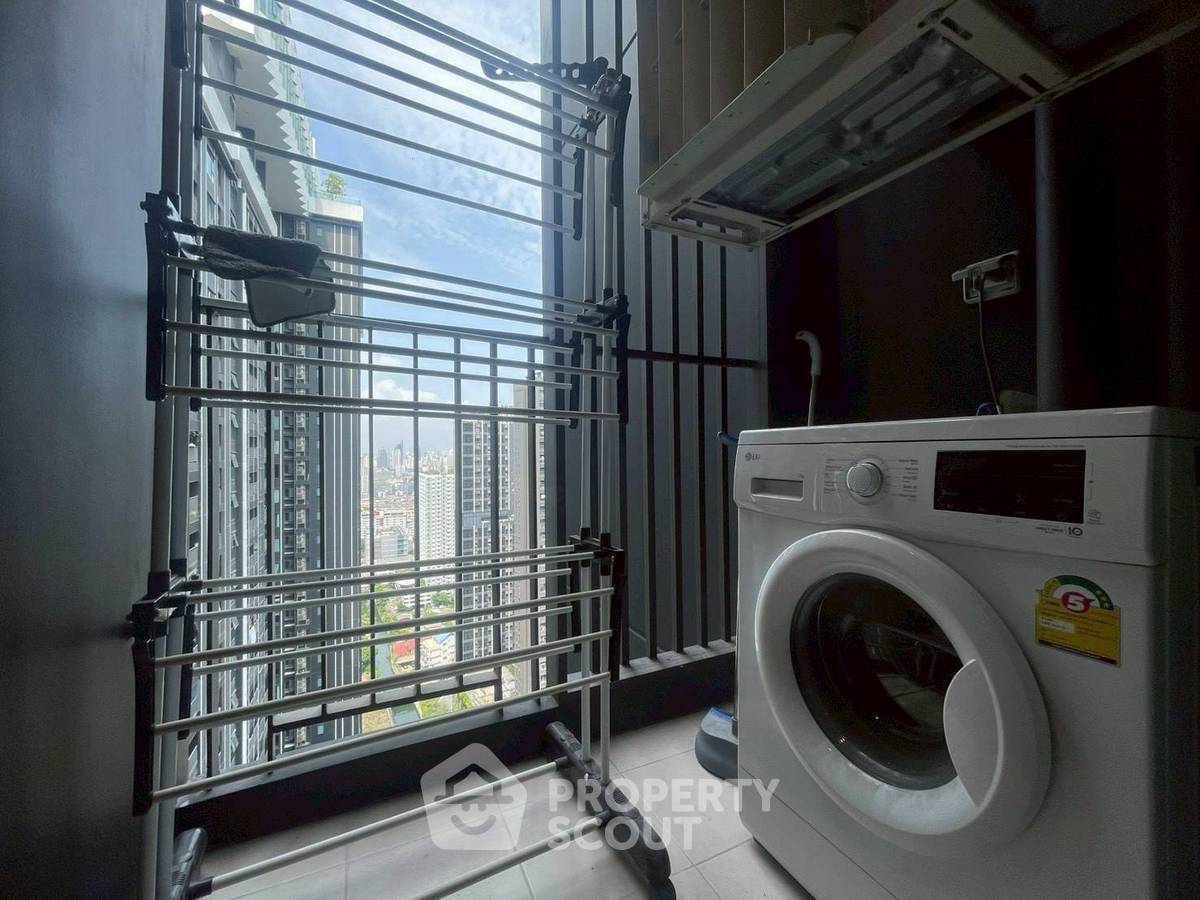 picture High-Floor 1-BR 33 Sqm At Life Asoke Rama 9, MRT Phra Ram 9 (ID 2753558) - 7/7