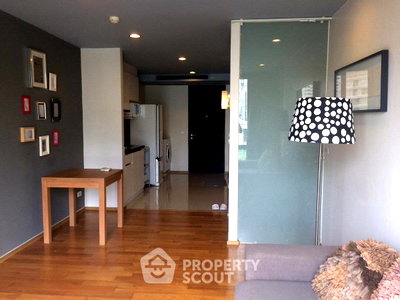 Condos for rent : 1-BR Condo at The Tempo Ruamrudee Condominium near BTS Phloen Chit (ID 2807049)