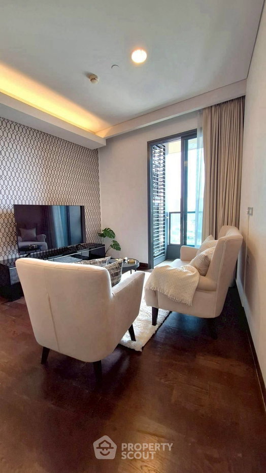 รูป คอนโด 2-ห้องนอน ที่ เดอะ ลุมพินี 24 ใกล้ BTS พร้อมพงษ์ (ID 2217557) - รูปที่ 1/8